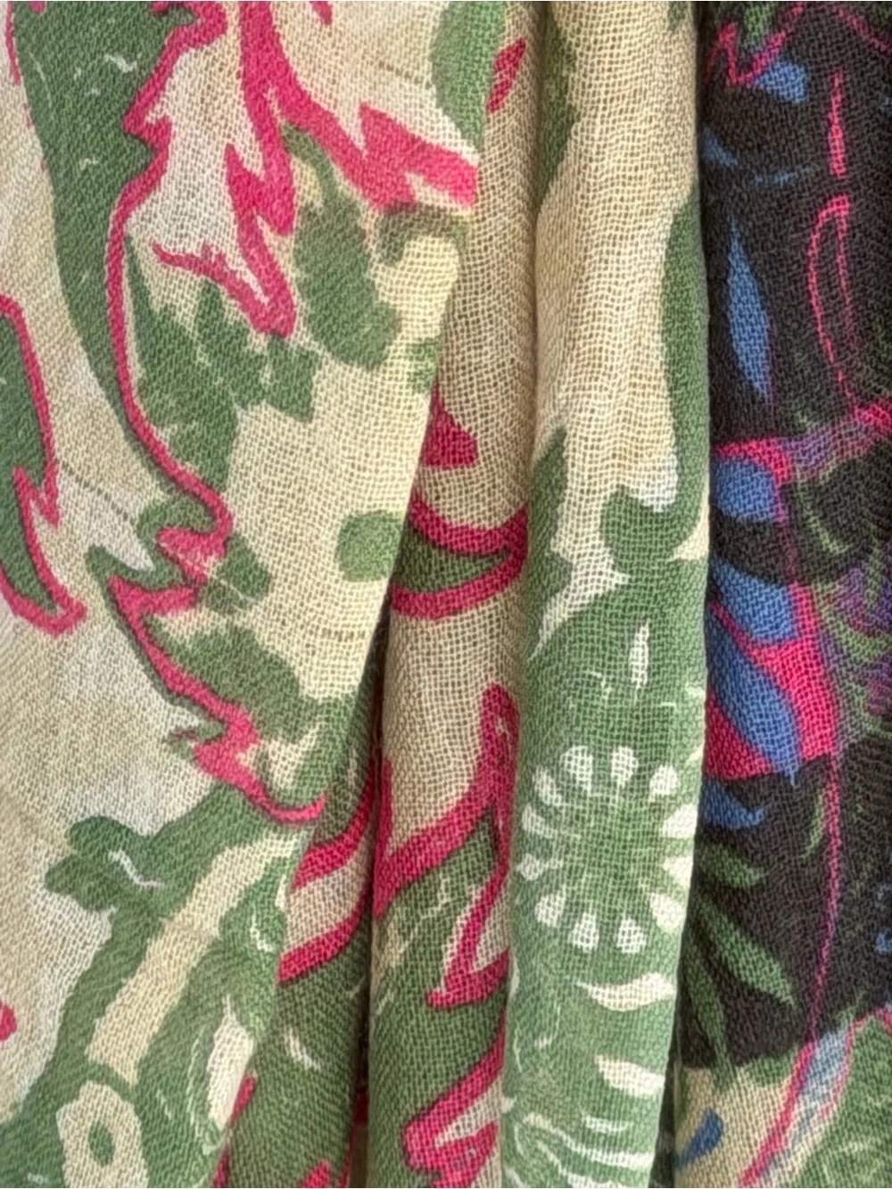 Unbranded Silk Cashmere Floral Scarf 80” x 28” – Colorful Botanical Print